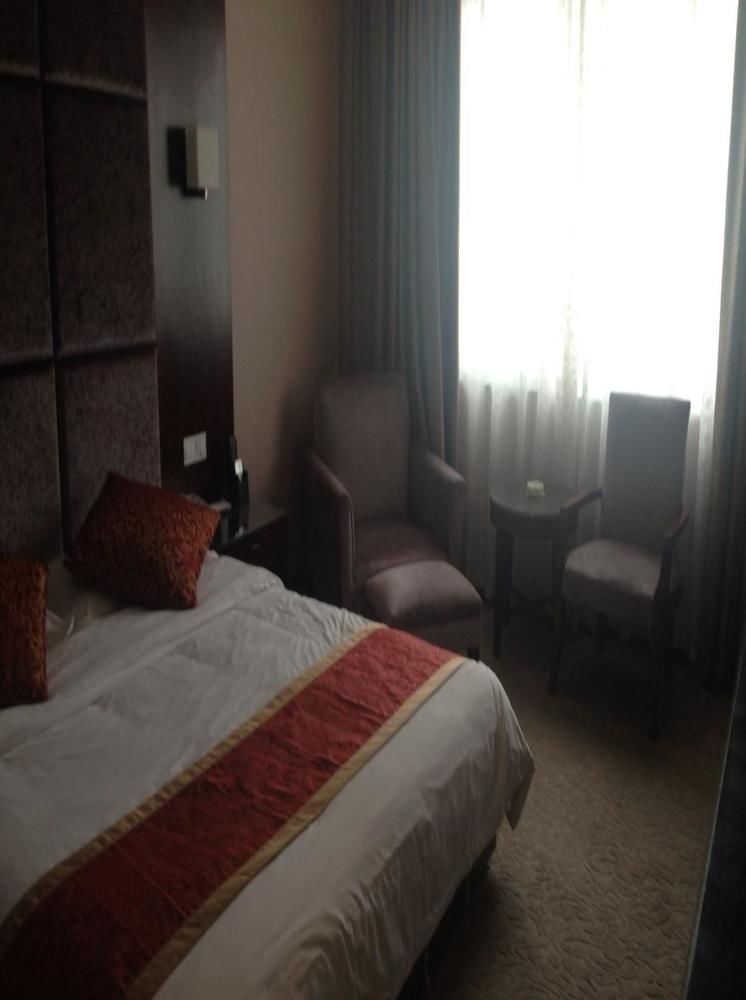 Chengdu Ronghome Hotel Thành Đô Ngoại thất bức ảnh