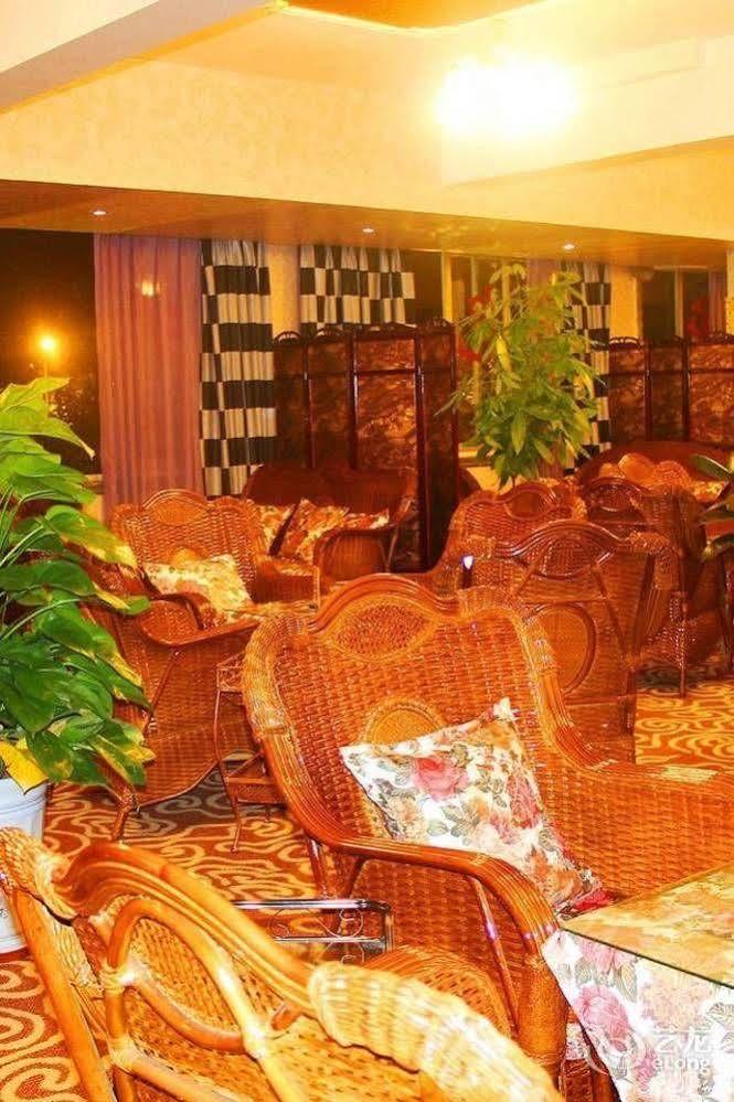 Chengdu Ronghome Hotel Thành Đô Ngoại thất bức ảnh